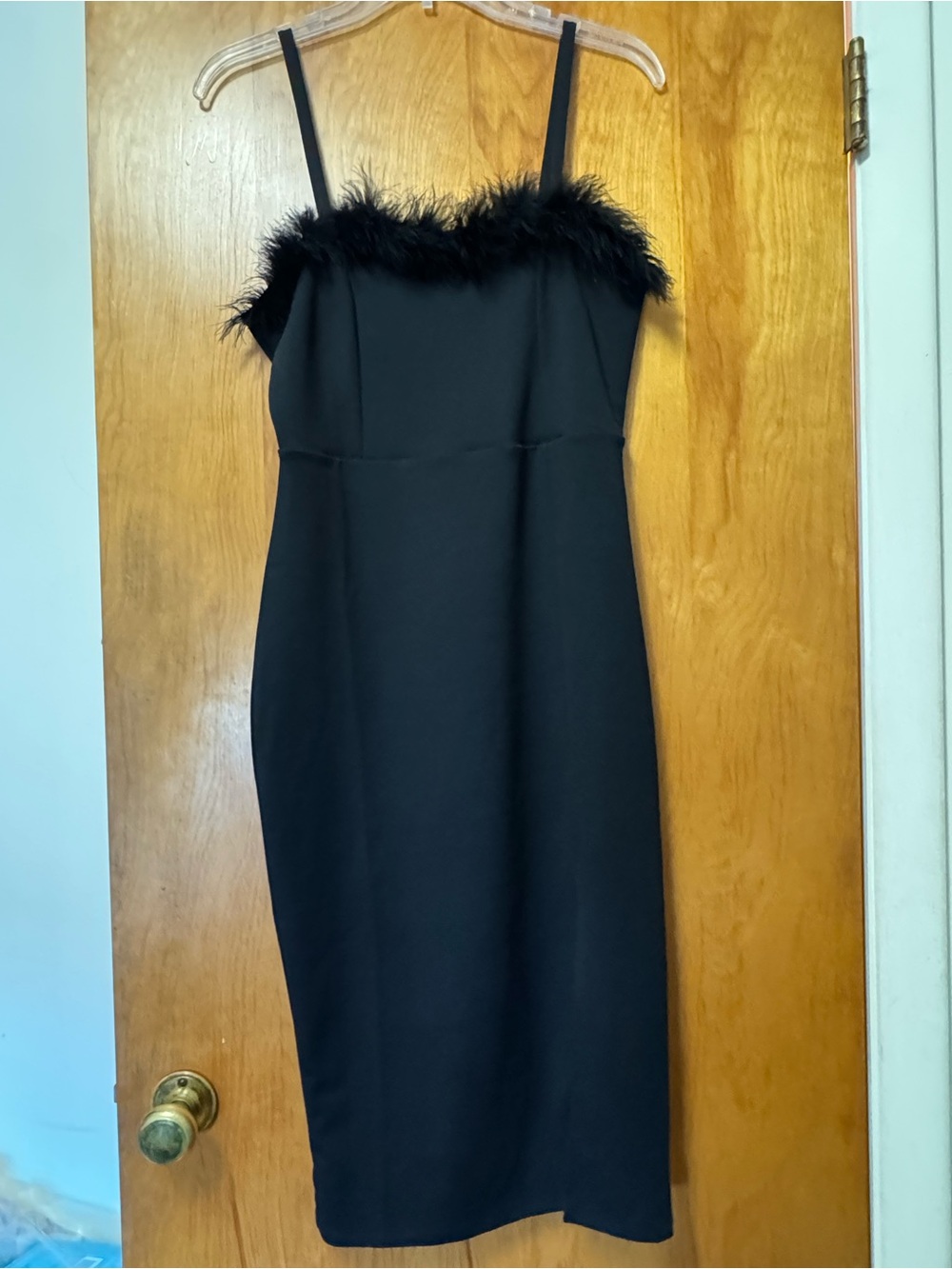 Elegant Black Feather Trim Midi Dress – Size M
